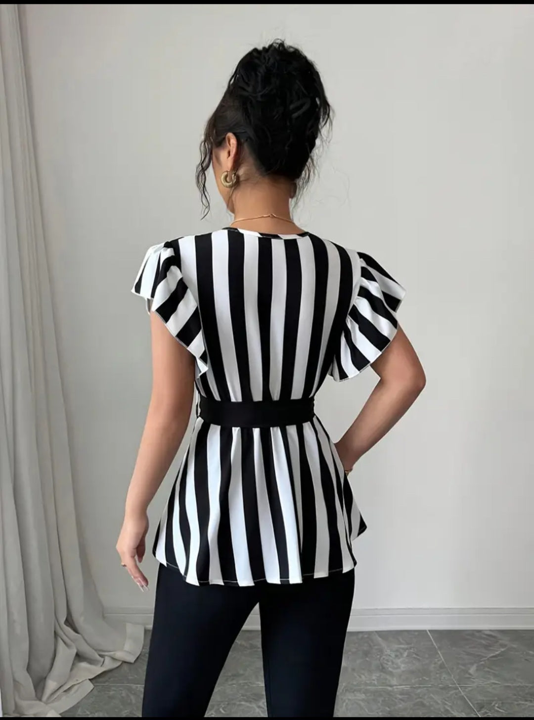 Chemise élégante à rayures croisées