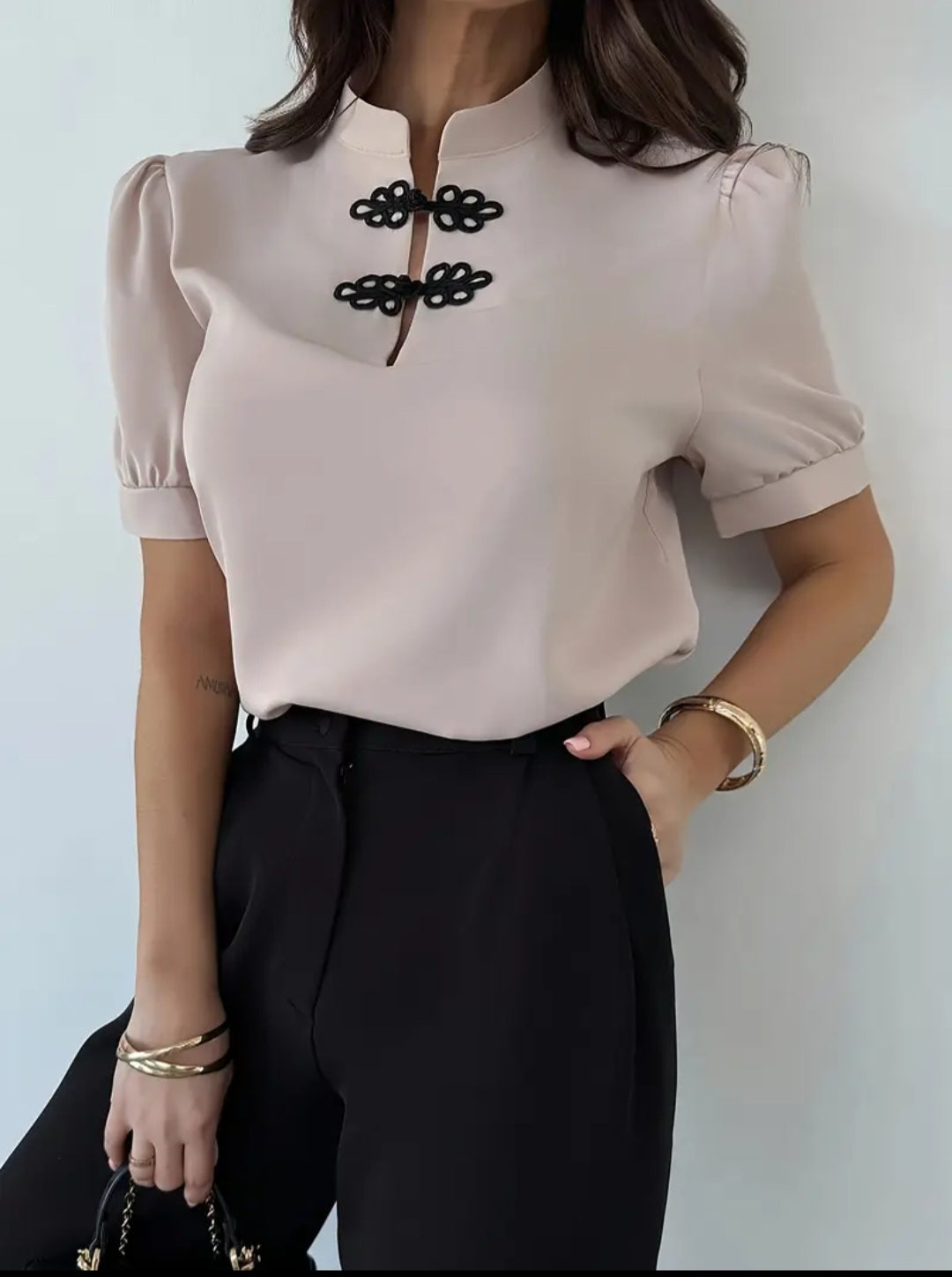 Blouse élégante à manche bouffante pour femme