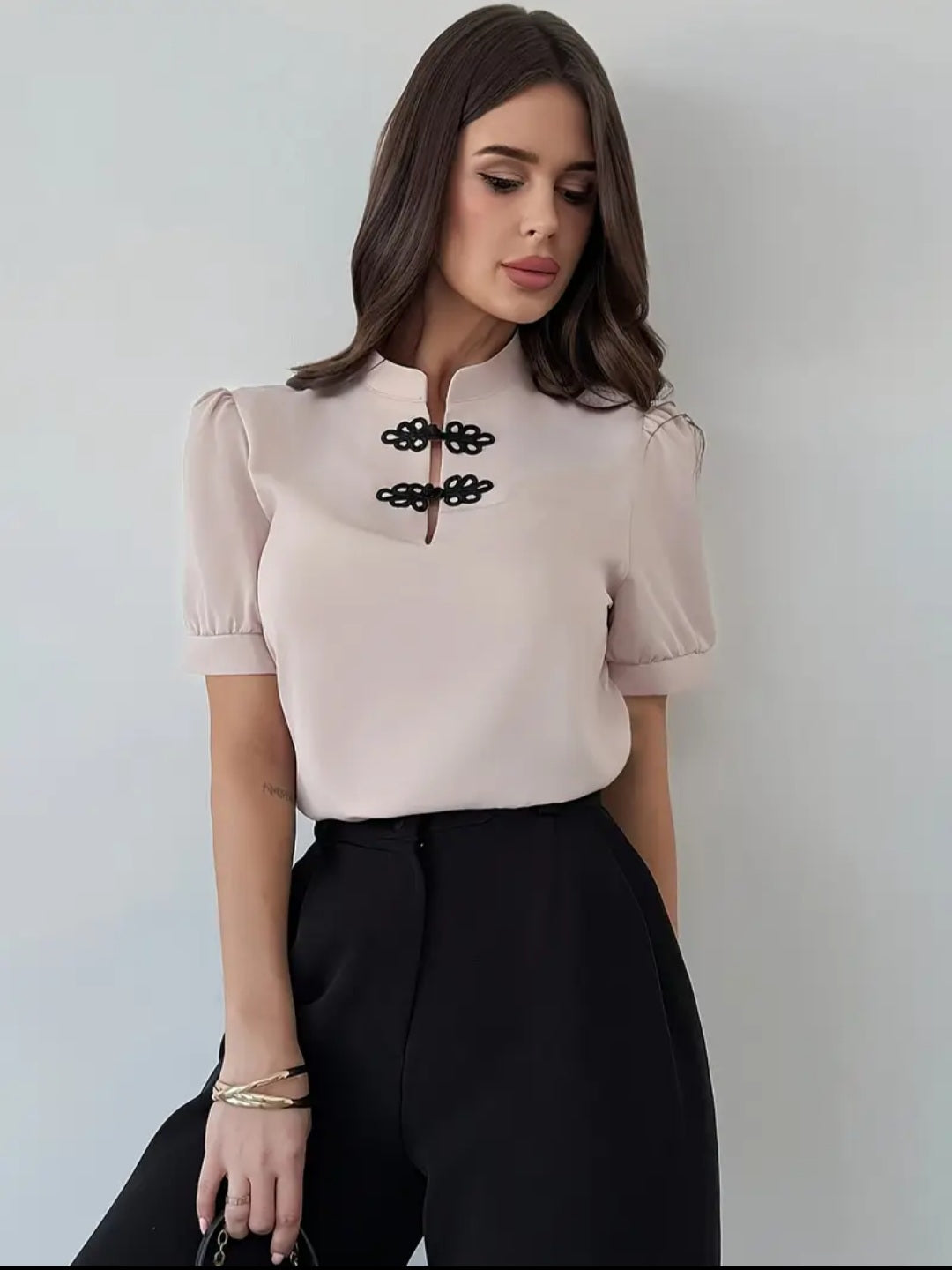 Blouse élégante à manche bouffante pour femme