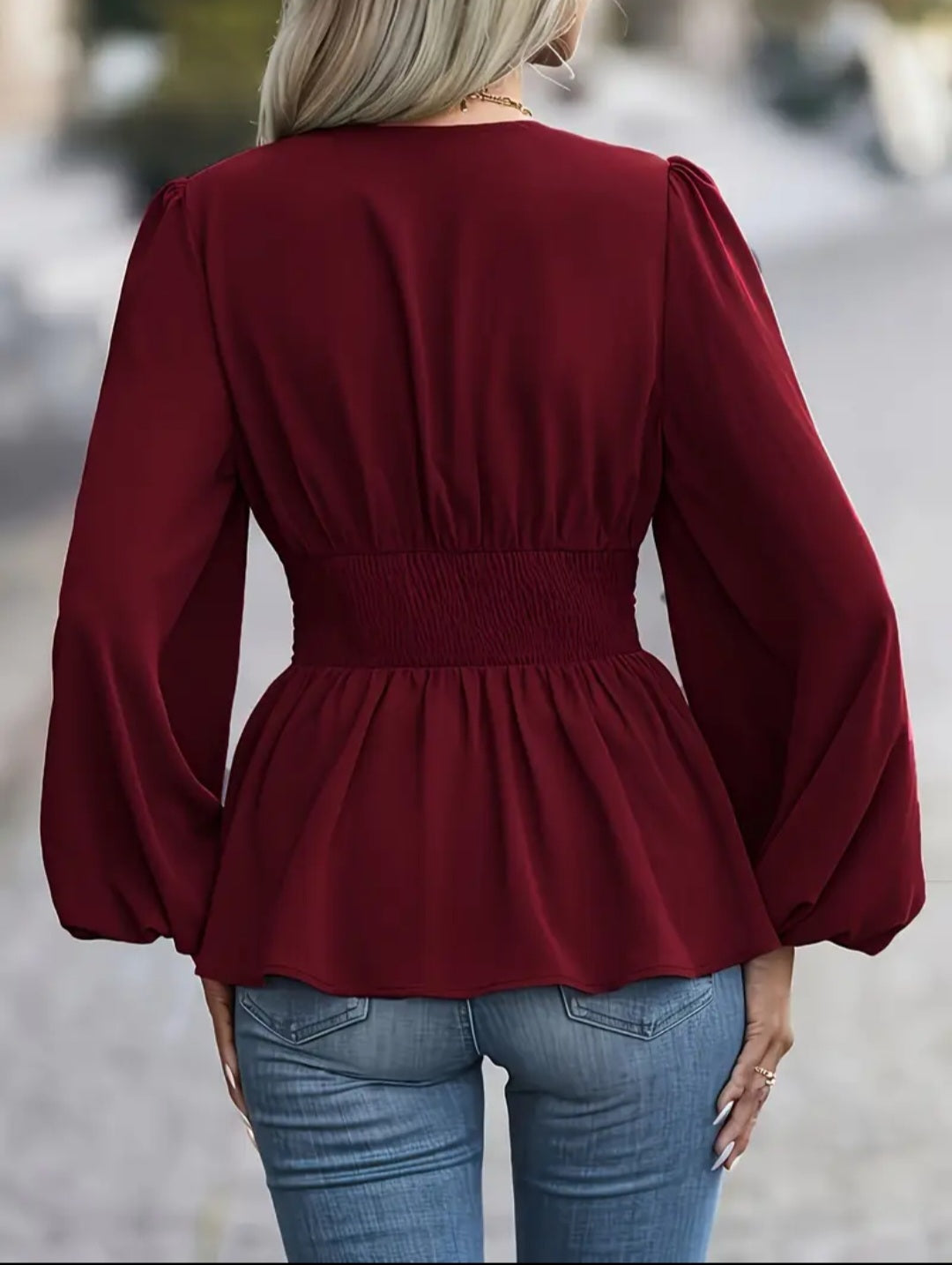 Élégante chemise femme en col V