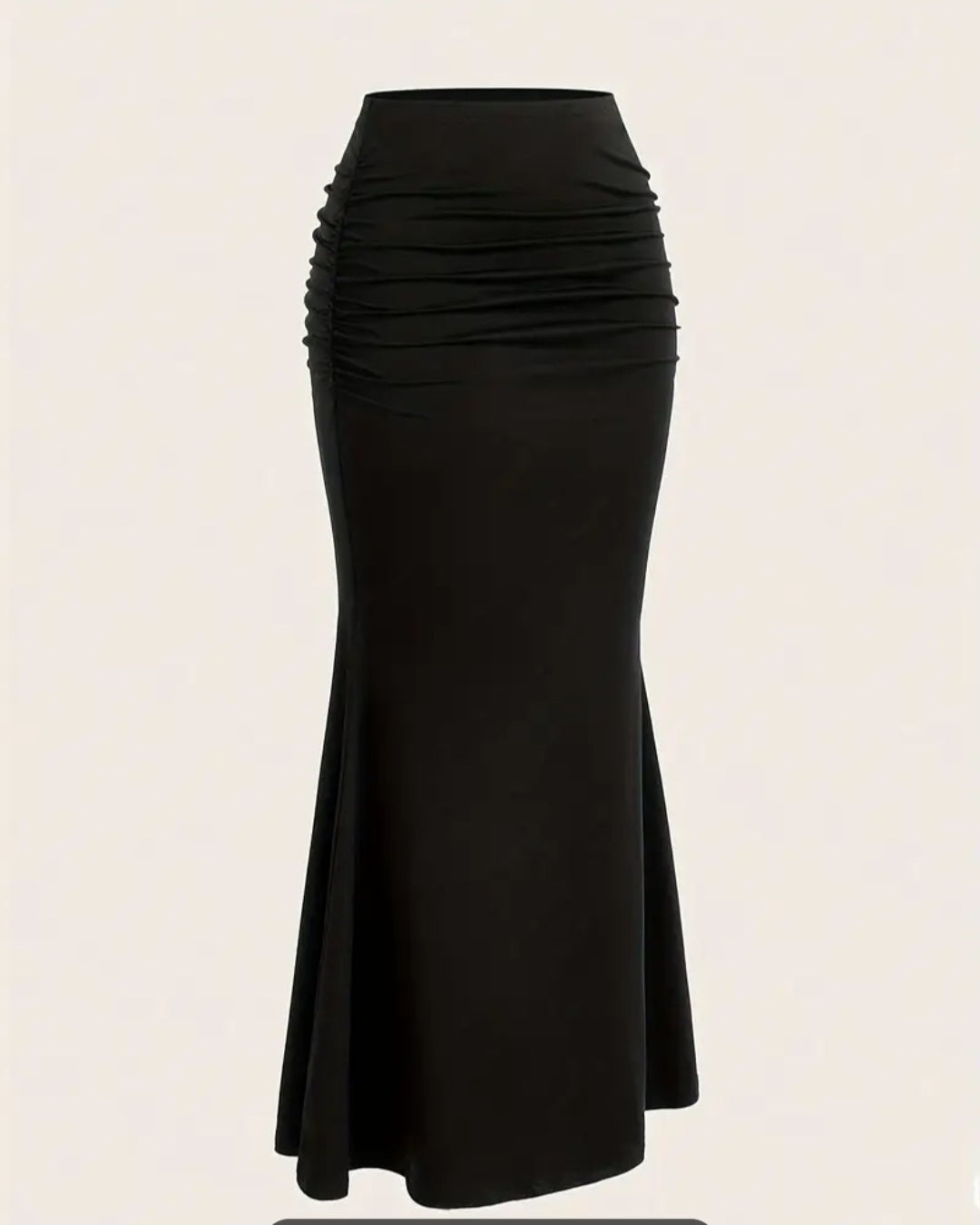 Jupe plissée noir à ourlet sirène