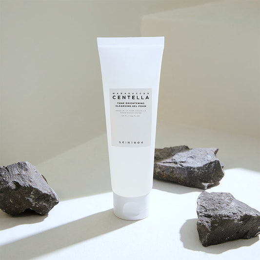 SKIN1004 Tone Brightening Cleansing Gel Foam