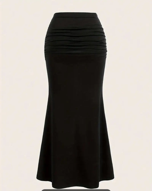 Jupe plissée noir à ourlet sirène