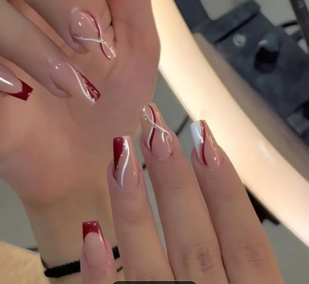 Faux ongles nude brillant